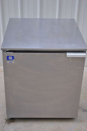 McCALL F-6E  UNDER COUNTER FREEZER