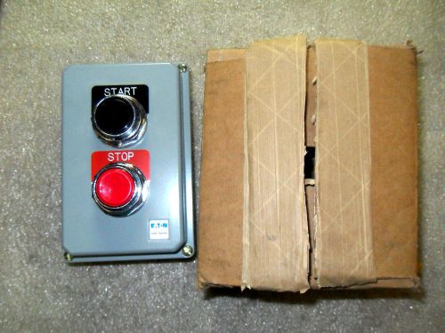 (X11) 1 NIB EATON 10250T3528 PUSH BUTTON STATION