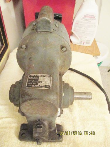 GE MOTOR 1/4 HP AC WITH BOSTON GEAR WORKS TORQUE 68 RUNS PERFECT