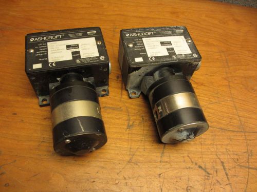 Ashcroft Pressure Switch Lot of 2 D420B