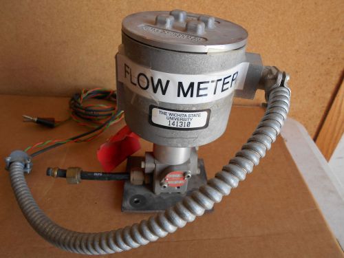 MAX MACHINERY 284-522 FLOW METER WITH 213-310 PISTON FLOW METER