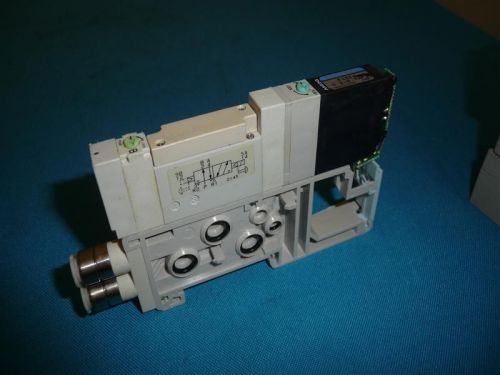 Koganei F10T2 Solenoid Valve 0.2~0.7MPa w/breakage