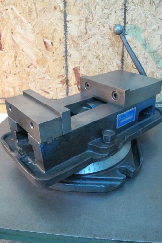 KURT 6&#034; VISE D60   w/SWIVEL BASE     &#034;Made in U.S.A.&#034;