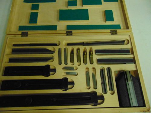 Mitutoyo Model 516-604 Gage Block accessory Kit - Excellent - FQ26