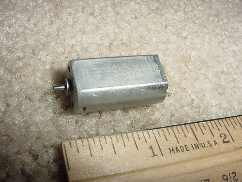 Small DC Electric Motor 3-19 VDC 6784 rpm 9.21 g-cm M25