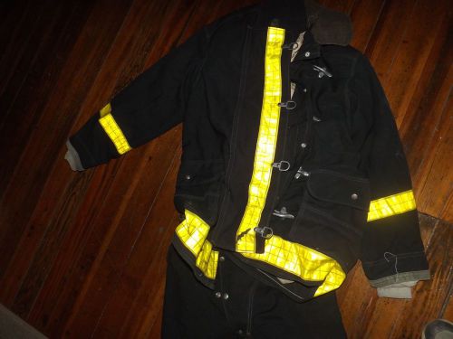 AUTHENTIC FIREFIGHTERS SUIT TURNOUT GEAR