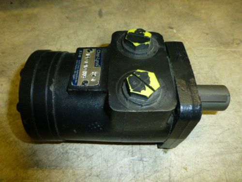 NEW EATON CHARR-LYNN HYDRAULIC MOTOR 101 1010 009  1&#034; SHAFT   NO RESERVE