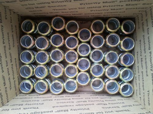 Thomas &amp; Betts 3/4&#034; Coupling Lot Of 39