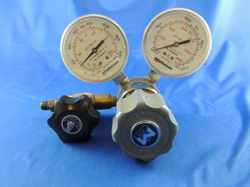 Matheson High Purity Gas Regulator Dual Gauge 3530 Series 3539320 3000PSI-200PSI