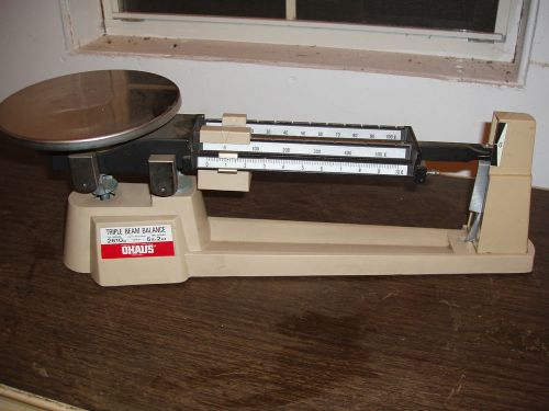 OHAUS TRIPLE BEAM MECHANICAL BALANCE SCALE 2610g 5lb 2oz 800 Series