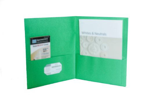 Avery Green Two Pocket Folders Box of 26