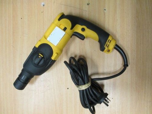 Dewalt d25012-xe pistol grip corded rotary hammer drill  #153084 for sale