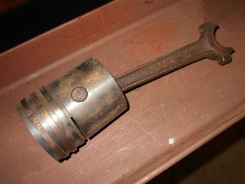 NICE 1-1/2 HP JOHN DEERE HIT MISS ROD AND PISTON WITH NICE RINGS