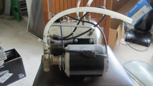 MCCAINS CO 2 PUMP \ PROCON PUMP