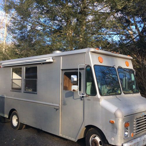 Grumman StepVan Mobile Catering Kitchen