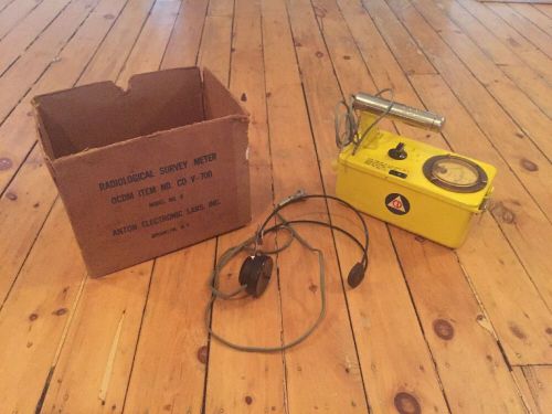 Anton OCDM CDV-700 No. 6 Radiation Geiger Meter earphones Radiological Survey