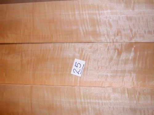 Wonderful curly Maple veneer