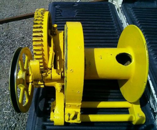 Beebe 5 ton winch