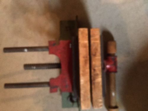 COLUMBIAN WOOD VISE 80D 00 CLEVELAND, OHIO