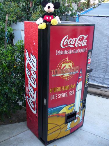 Disneyland coca cola soda-vending machine- can-bottle-dn 440-! very rare for sale