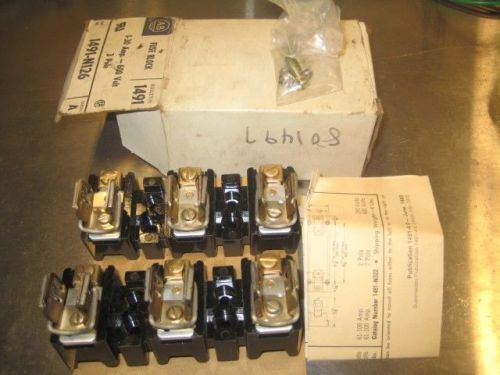 Allen Bradley 1491-N126  3 Poles Fuse Blocks 30 AMP 600 Volts NOS