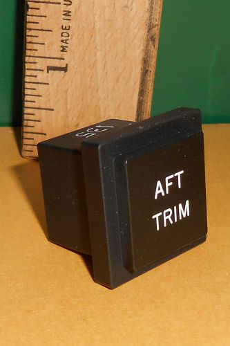 E9.2135 LIGHT INDICATOR &#034;AFT TRIM&#034; LENS NEW OLD STOCK