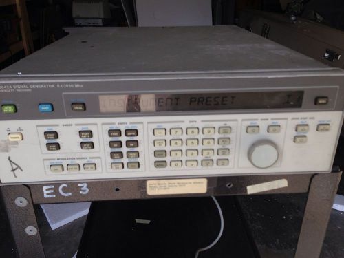 Agilent HP 8642A 0.1-1050 MHz Signal Generator