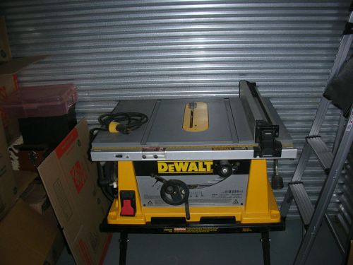 DeWALT TABLE SAW  10&#034; MODEL DW 744