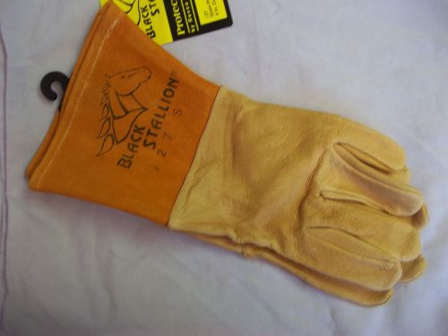 Black stallion by revco  #i27s welding gloves size  small 4&#034;cuff lot of 2 for sale