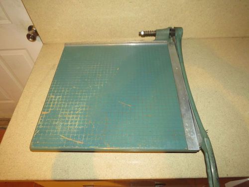 PREMIER PHOTO MATERIALS CO PAPER CUTTER 19&#034;