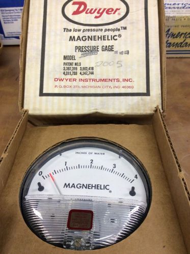 Dwyer magnehelic pressure gage 2004c water inches for sale