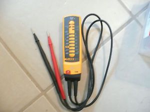 Fluke T3 Electrical Voltage and Continuity Tester